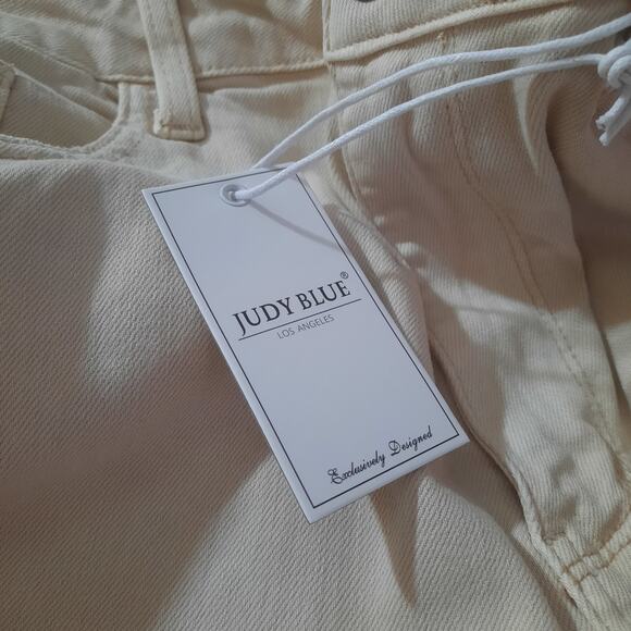 Judy Blue Women Cream Brooke Hi-Rise 90's Straight Distressed Jeans Size 20W NWT - Picture 7 of 9